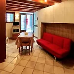 Nido Tra Castello E 度假居