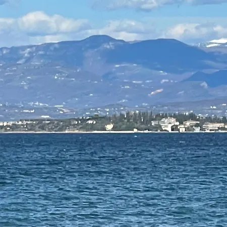 Nido Tra Castello E