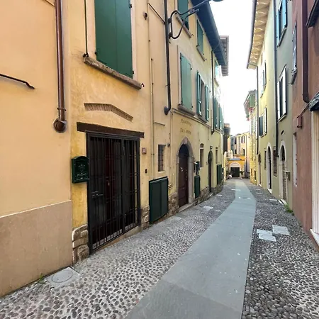 Nido Tra Castello E 度假居